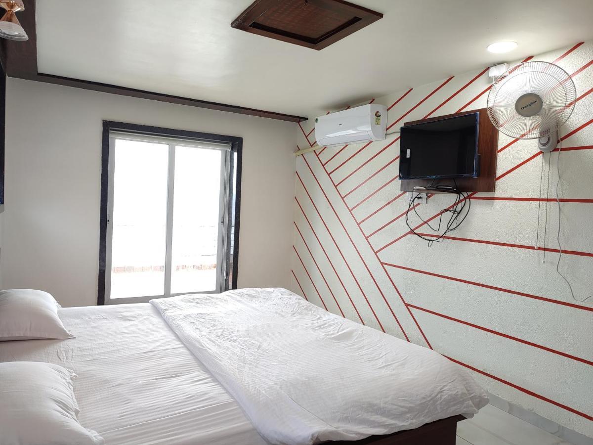 Hotel Sardar Rooms Garudeshwar Exteriör bild